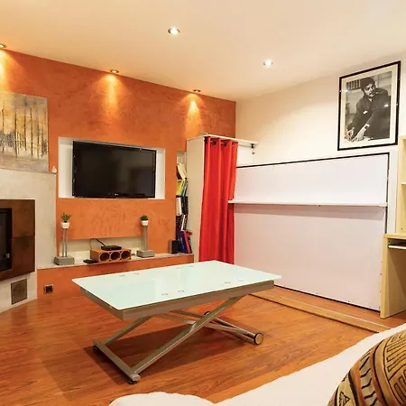 Charmant Studio